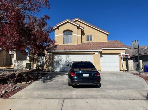 13986 Rogers Ln, Victorville, CA 92392-6321