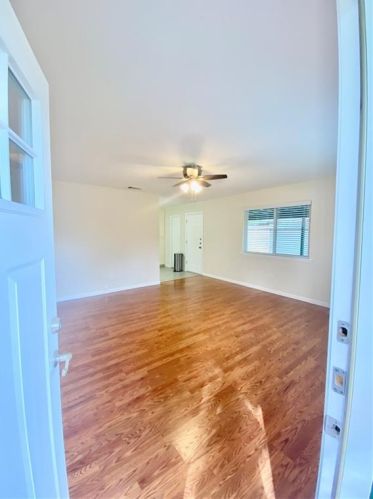 1206 Peach Tree Ln, Georgetown TX  78626-6118 exterior