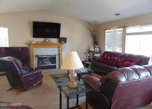 467 Dal Porto Ln, Santa Maria, CA 93458-7707