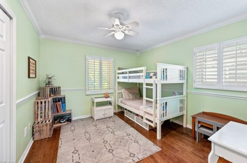 772 104th Ave, Naples FL  34108-3229 exterior