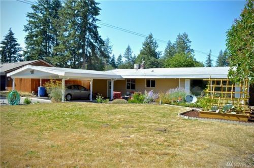 8407 Forest Ave, Lakewood, WA 98498-3509