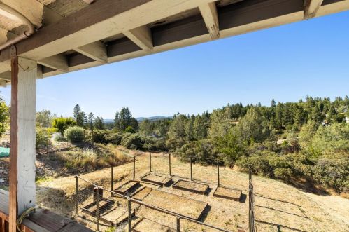 544 Douglas Ave, Grass Valley CA  95945-5044 exterior