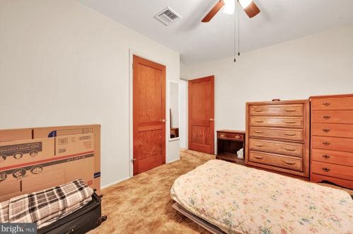 121 Lemon St, Ephrata PA  17522-2313 exterior