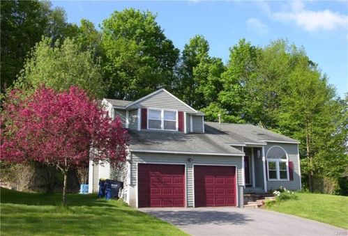 405 Emann Dr, Split Rock, NY 13031-3018
