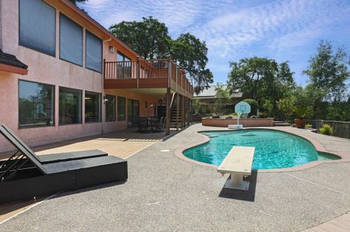 11331 Scarlet Oak Dr, Valley Home CA  95361-9542 exterior