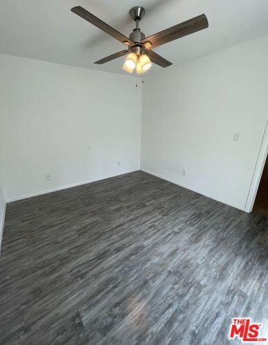 4841 Tyrone Ave, Van Nuys CA 91401-5126 exterior