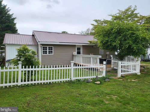 30 Park Ln, Dover, DE 19904-6024