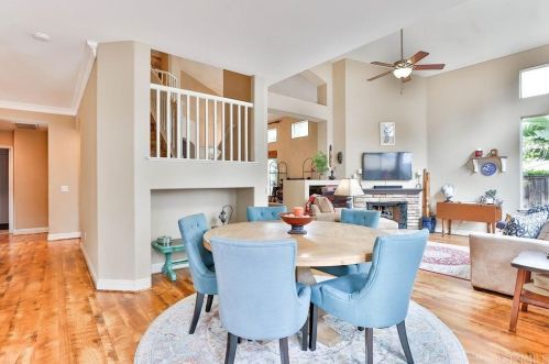 1456 Sapphire Dr, Carlsbad CA 92011-1200 exterior