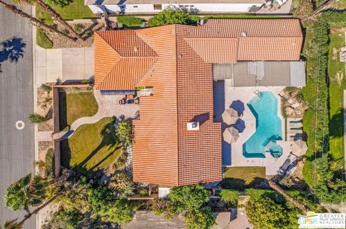 78720 Avenida La Fonda, La Quinta CA  92253-2805 exterior