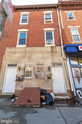242 Girard Ave, Philadelphia PA  19125-3929 exterior