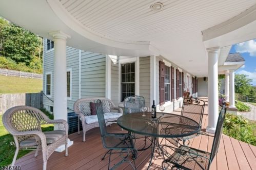 54 Morris Ave, Fredon NJ  07860-4900 exterior