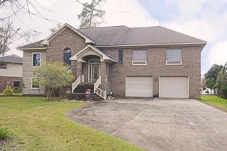 121 Riverview Dr, Washington, NC 27889-9763