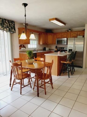 301 Shenandoah Dr, Latrobe PA  15650-2596 exterior