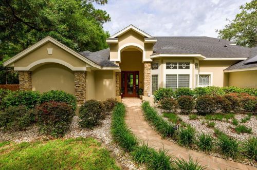 1502 Covered Bridge Dr, Deland, FL 32724-7916