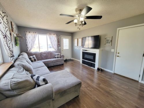 660 California St, Cedar Mills, MN 55350-3408