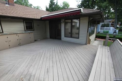 434 Harristown Rd, Ridgewood NJ  07452-2836 exterior