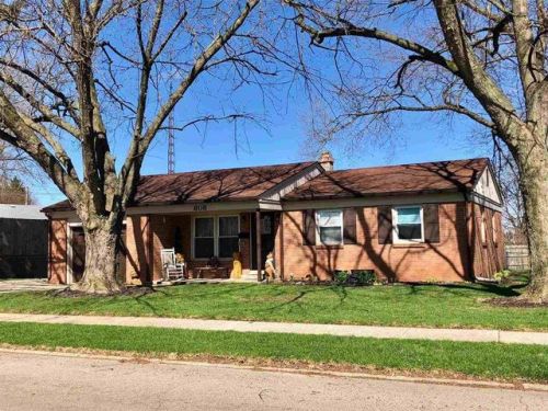 808 Chestnut Dr, Gas City, IN 46933-1251