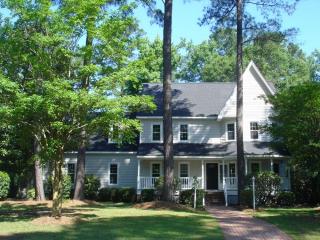 121 Fort Sumter Dr, Greenville NC  27858-6222 exterior