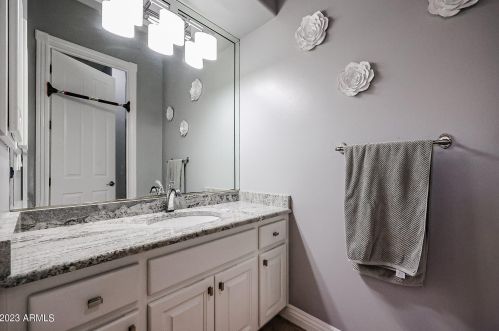 9610 Laurel Ln, Scottsdale AZ 85254-4901 exterior