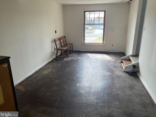 375 Maple Ave, Southampton PA  18966-3563 exterior