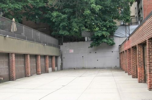 3636 Greystone Ave, Bronx NY  10463-2044 exterior