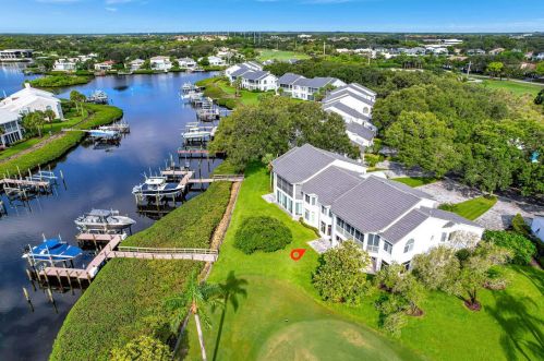 332 Spyglass Way, Jupiter FL 33477-4049 exterior