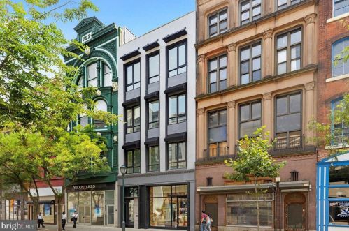 724 Chestnut St, Philadelphia, PA 19106-3297