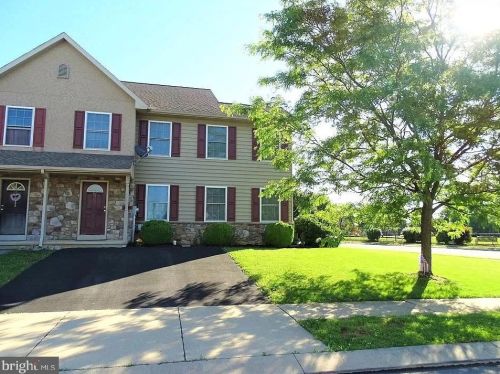 57 Perseverance Ln, Ephrata PA  17522-9159 exterior