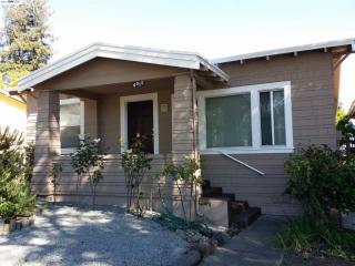 4010 35th Ave, Oakland, CA 94619-1502