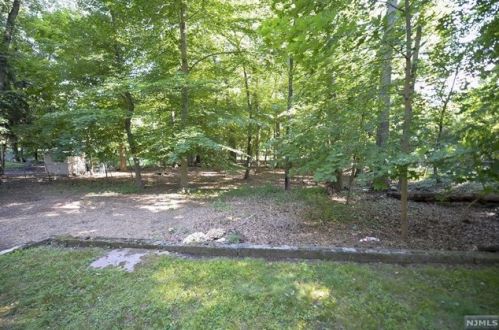 388 Cedar Ave, Ridgewood NJ  07450-5135 exterior