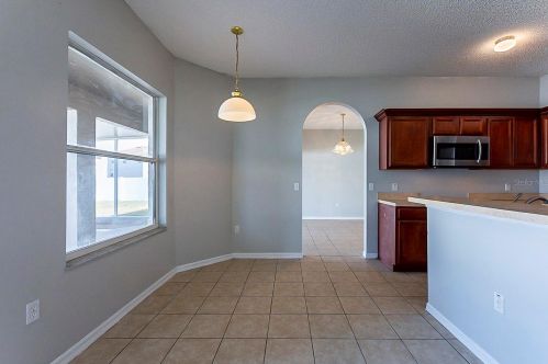 13 Inconnu Dr, Kissimmee FL  34759-4832 exterior