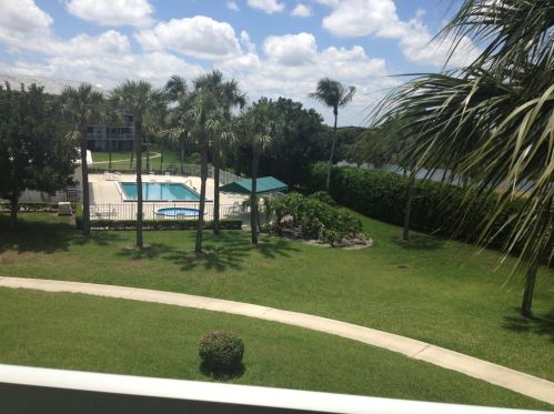 2791 Village Blvd, West Palm Beach, FL 33409-6949