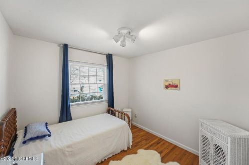 35 Bay Laurel Dr, Bricktown NJ  08723-6913 exterior
