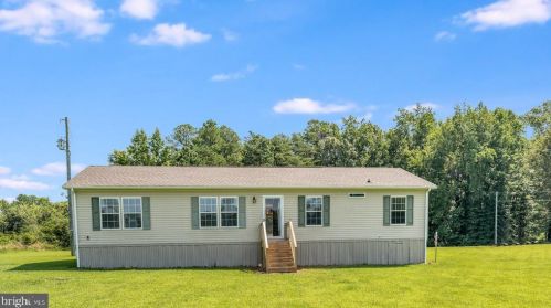 6958 Newland Rd, Foneswood, VA 22572-2738