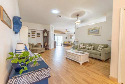 523 Sundance Trl, Port Saint Lucie, FL 34953-8223