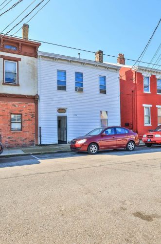 230 8th St, Newport, KY 41071-4306