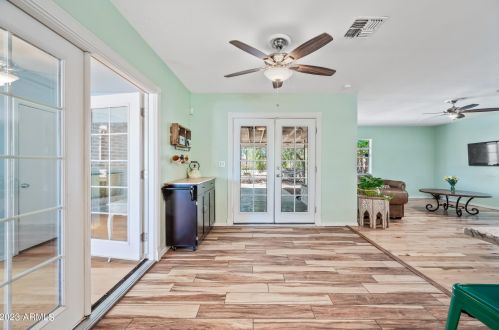 4150 18 Ave, Phoenix AZ 85015-3840 exterior