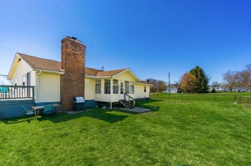 12924 Cleveland Rd, Pataskala OH 43062-8817 exterior