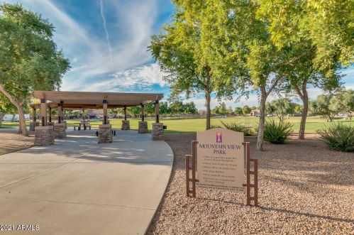 3638 Flamingo Way, Gilbert AZ 85297-5250 exterior