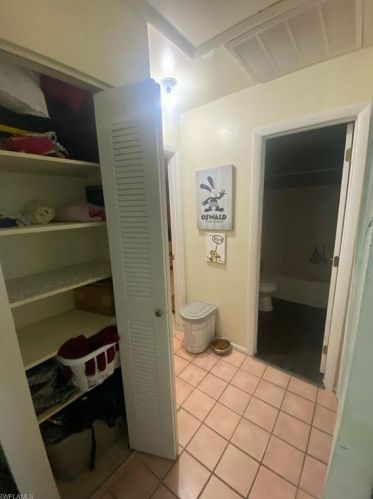 2923 11 Ct, Cape Coral FL  33914-5622 exterior