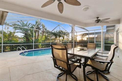 3444 Anton Ct, Naples, FL 34109-1574