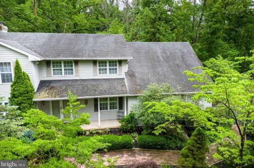 96 Steinmetz Rd, Collegeville PA  19473-1422 exterior