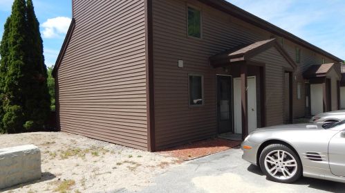 576 Francestown Rd, Bennington NH  03442-4335 exterior