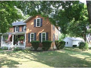 29290 River Rd, Perrysburg, OH 43551-2764