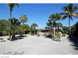 580 Chert Ct, Sanibel, FL 33957-5307