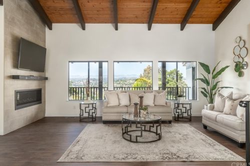 1500 Hillcrest Dr, Pismo Beach CA  93420-2215 exterior