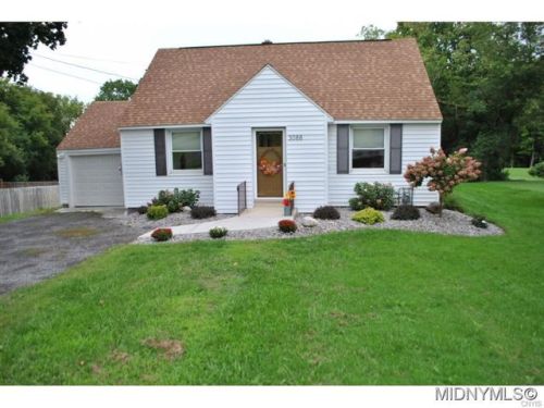 3088 Oneida St, Paris, NY 13456-2916