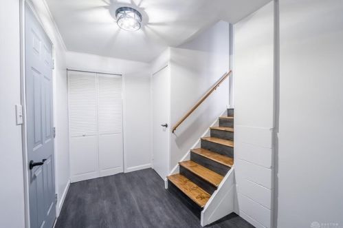 180 Woburn Farm Cir, Englewood OH  45322-3425 exterior