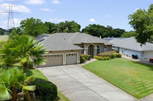 9102 Bay Blvd, Orlando, FL 32819-4032
