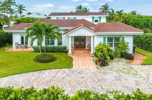 6260 Ocean Blvd, Boynton Beach FL  33435-5212 exterior